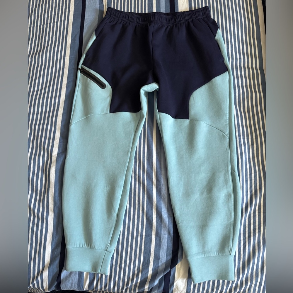 LG Men's Navy and Light Blue Joggers